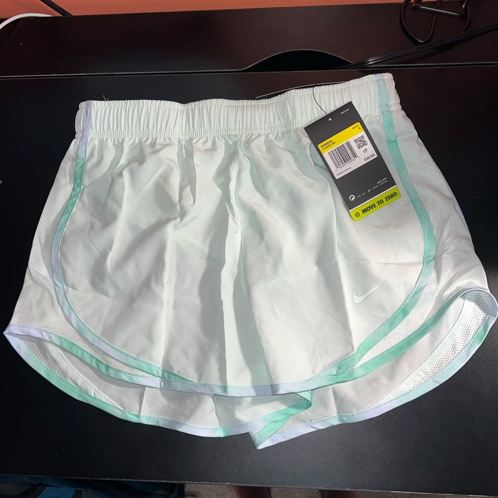 Nike shorts womens size small NWT — light green
